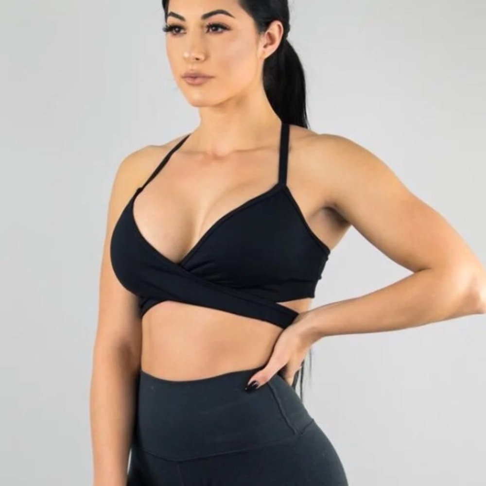 Alphalete Athletics Wraparound Bra